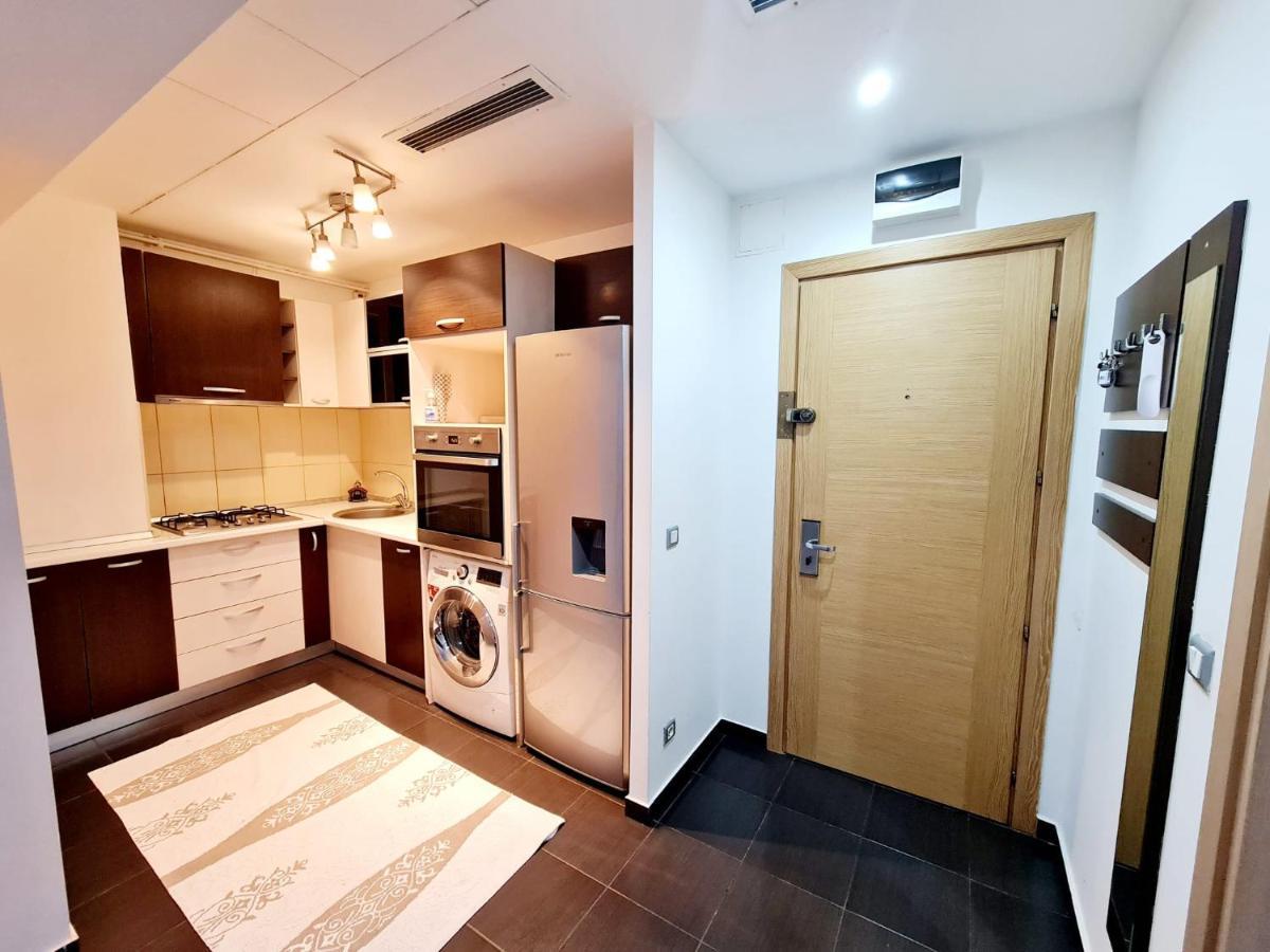 Easystay Flats Bukarest Exteriör bild