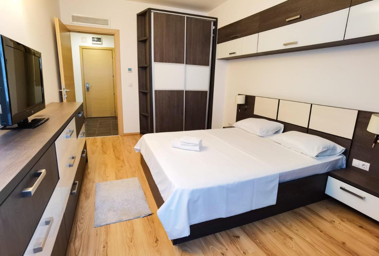 Easystay Flats Bukarest Exteriör bild