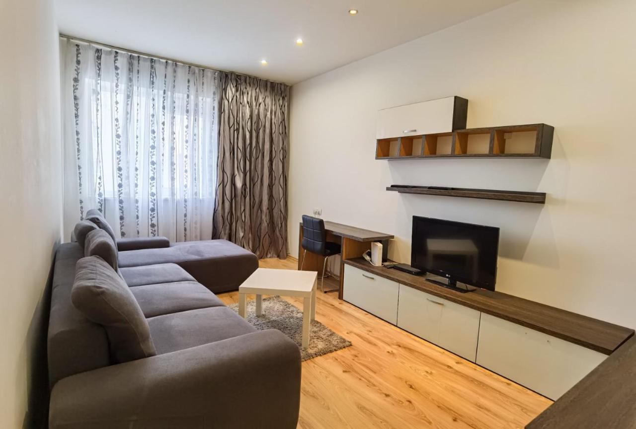 Easystay Flats Bukarest Exteriör bild