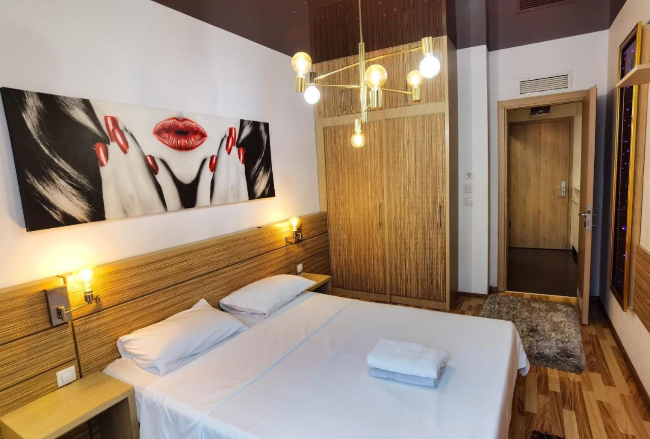Easystay Flats Bukarest Exteriör bild