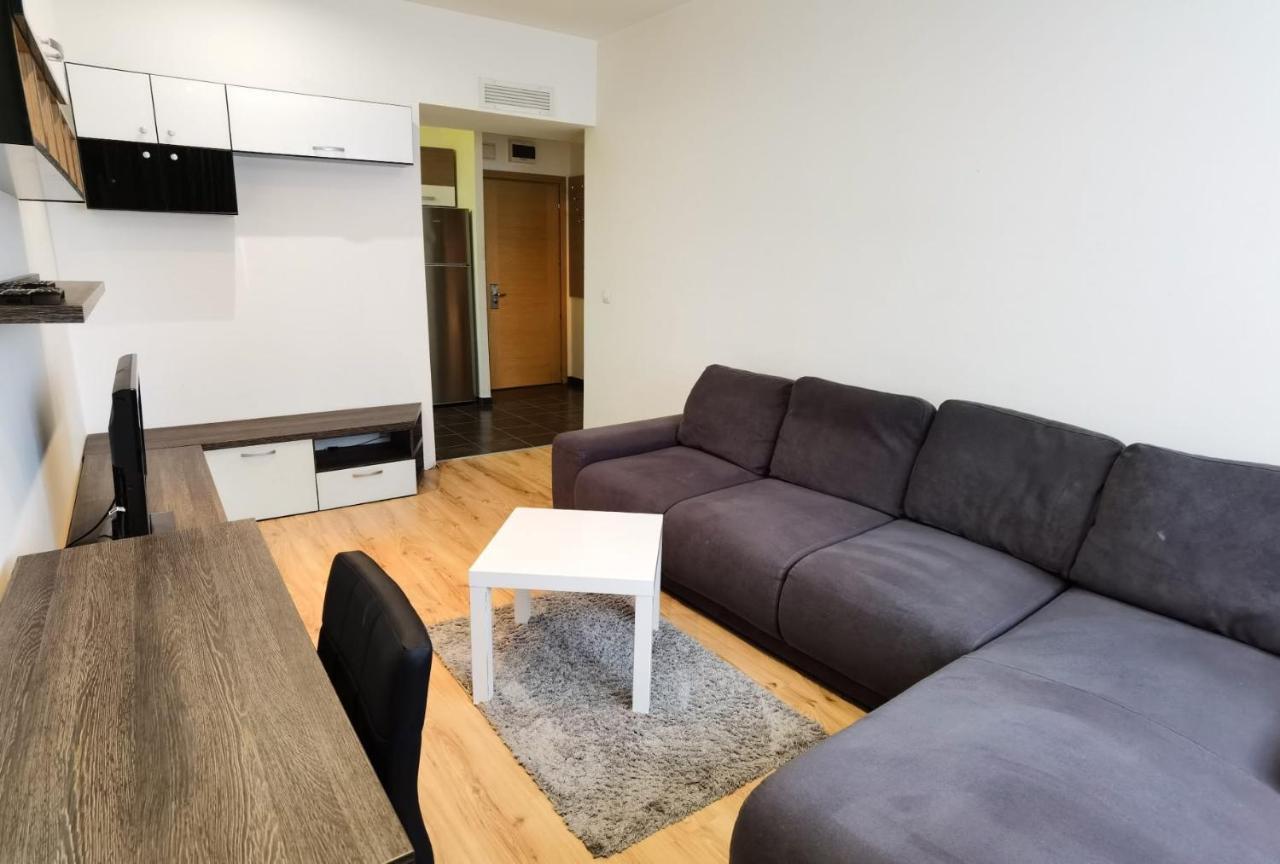 Easystay Flats Bukarest Exteriör bild