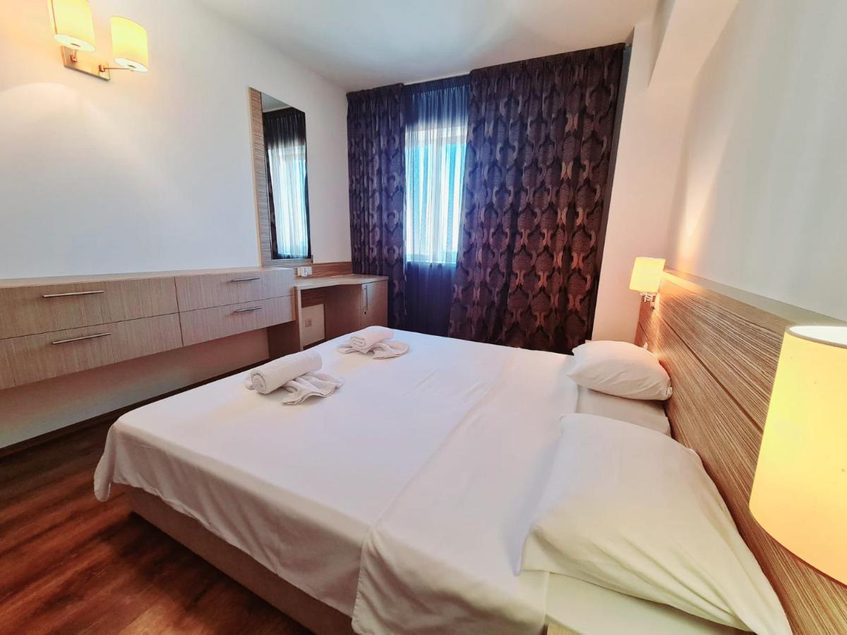 Easystay Flats Bukarest Exteriör bild
