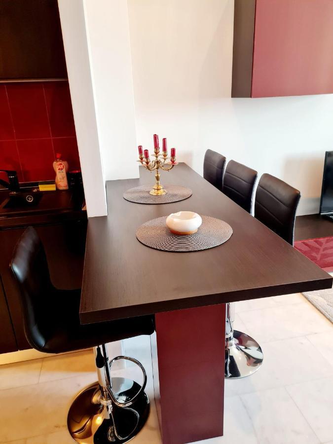 Easystay Flats Bukarest Exteriör bild
