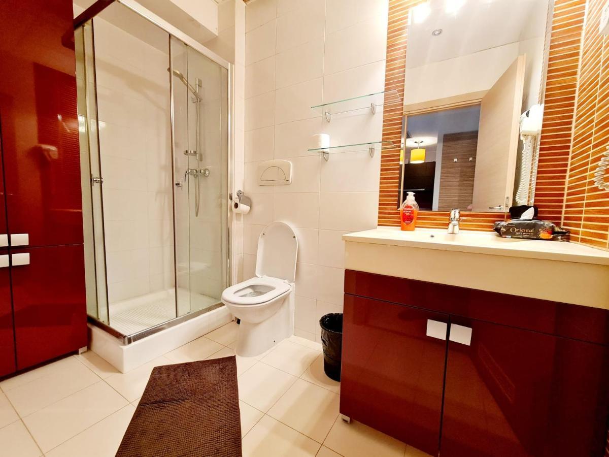 Easystay Flats Bukarest Exteriör bild